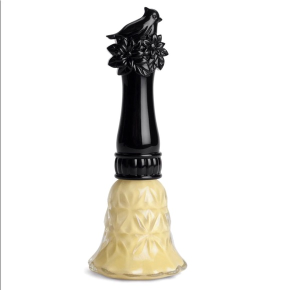 ANNA SUI Nail Colour in - Crème #N800 - Picture 1 of 8